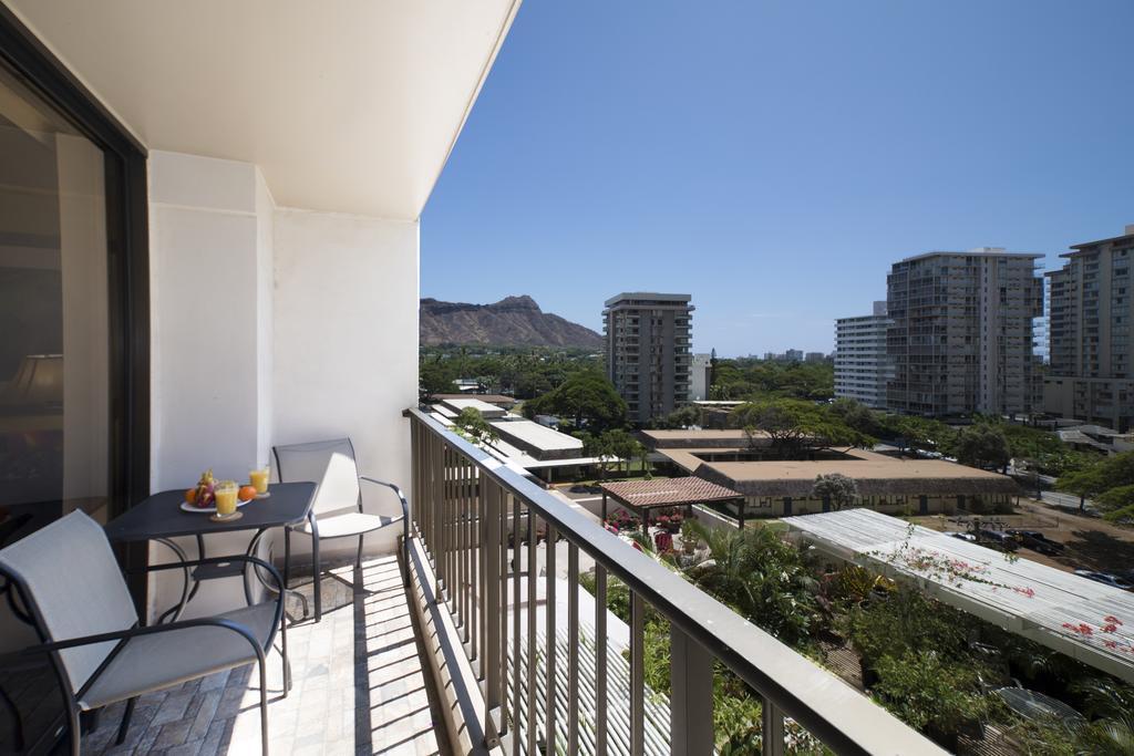 Waikiki Sunset Mountain View Near Beach With Parking Гонолулу Экстерьер фото